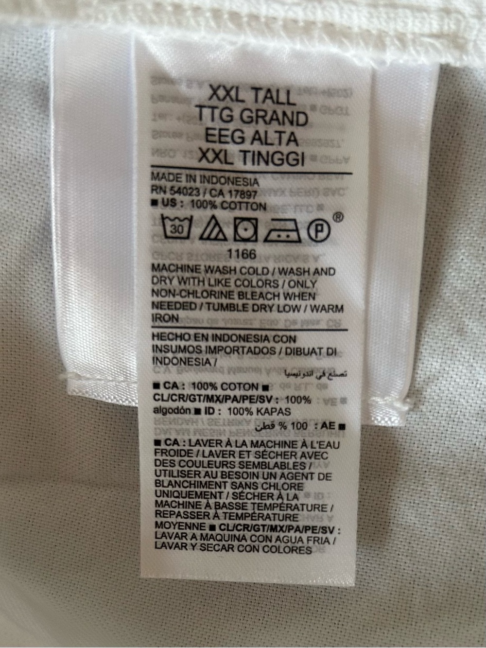 Old Navy White Boyfriend Button-Up Shirt - Classic Pocket Shirt, Size XXL - Picture 4 of 4